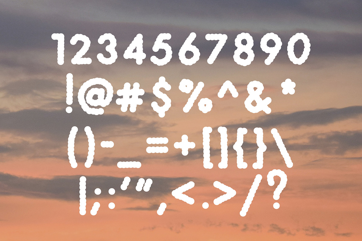 Fluffy - Cloud Typeface preview 4