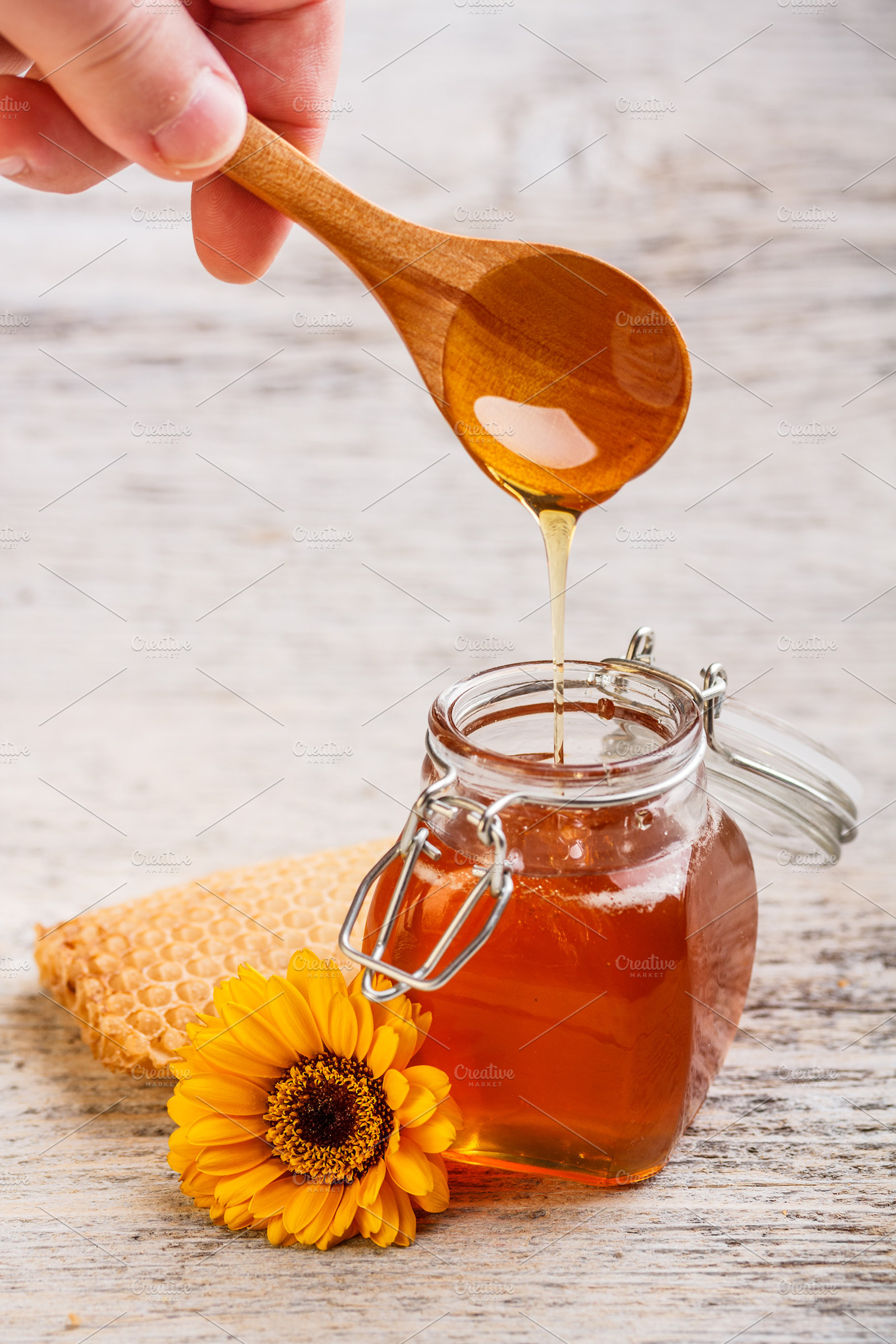 Honey Containing Bee Comb And Dipper