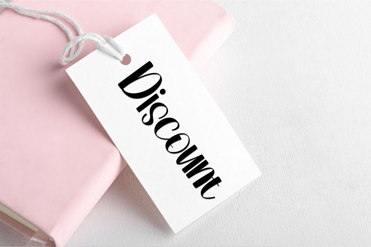 Designer Creative, a Handwritten Font by InermediaSTUDIO (Photo 2 of 8)