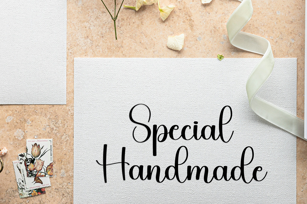 Diamond Handwriting, a Handwritten Font by FreshTypeINK (Photo 8 of 8)