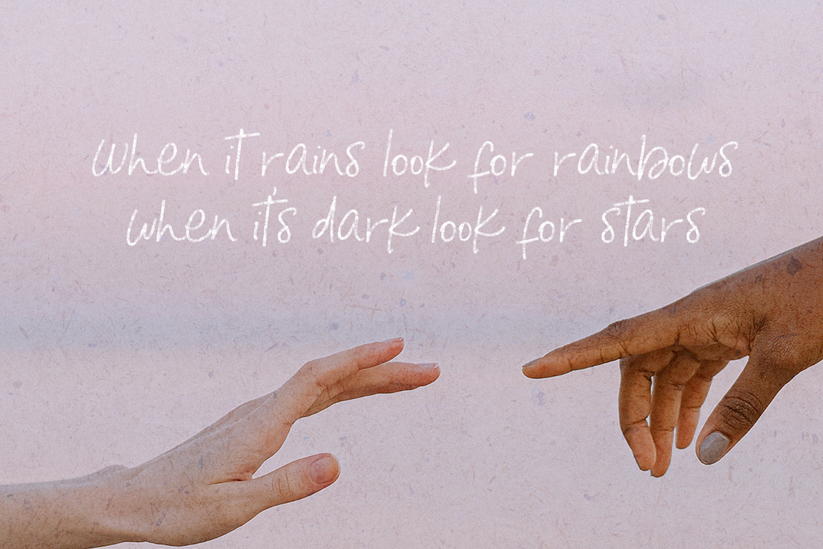Beach Kiss Mini font, a Script Font by Creator Goodies (Photo 5 of 7)