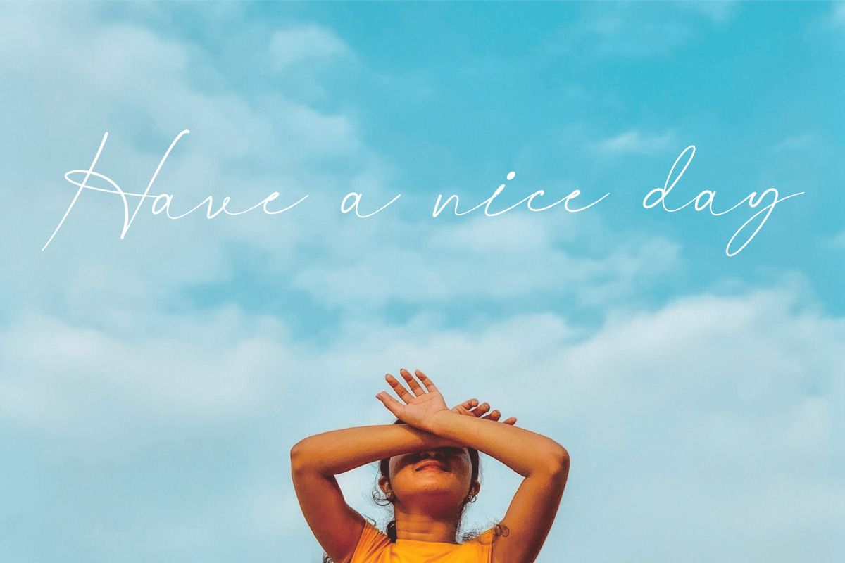 Hovelyn Signature, a Script Font by JNJ Studio (Photo 5 of 10)