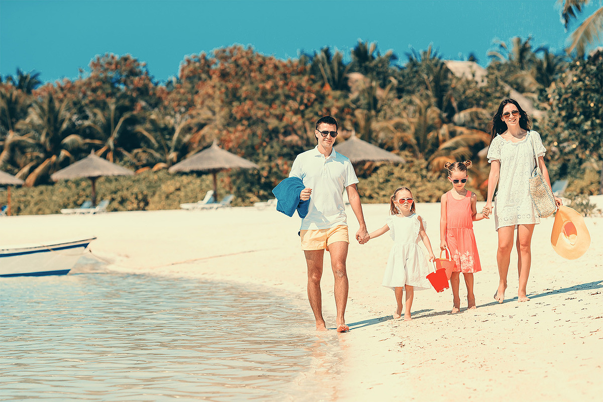 Film LUTs + 21 Website Templates, a Preset Add-On by Creative House (Photo 2 of 25)