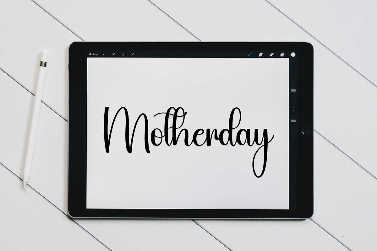 Baby Hunter, a Handwritten Font by FreshTypeINK (Photo 7 of 8)