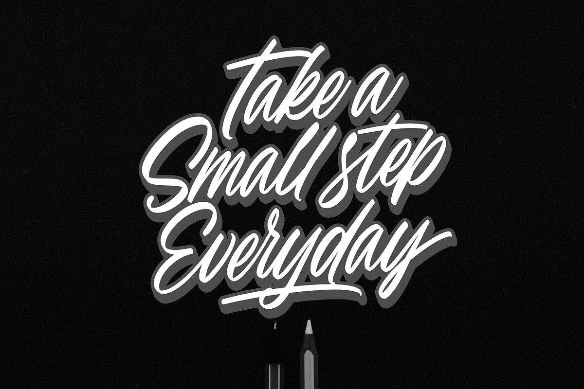 Southern Lights, a Handwritten Font by Damarletter (Photo 2 of 6)