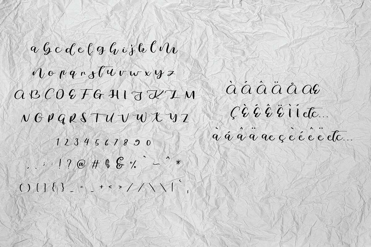 cameliaglow font preview 5