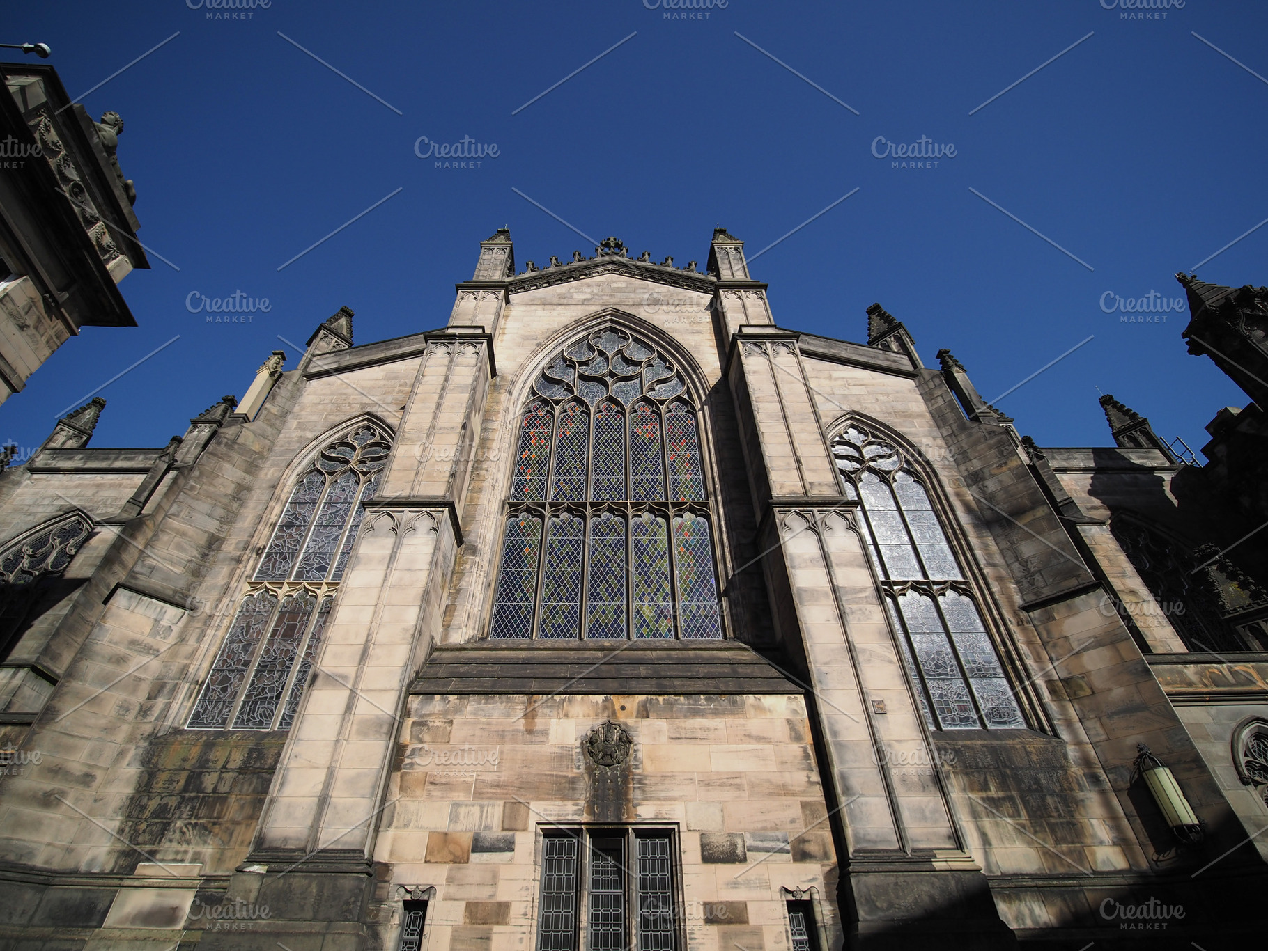 St Giles cathedral in Edinburgh, a Photo by WorldOfPhotos