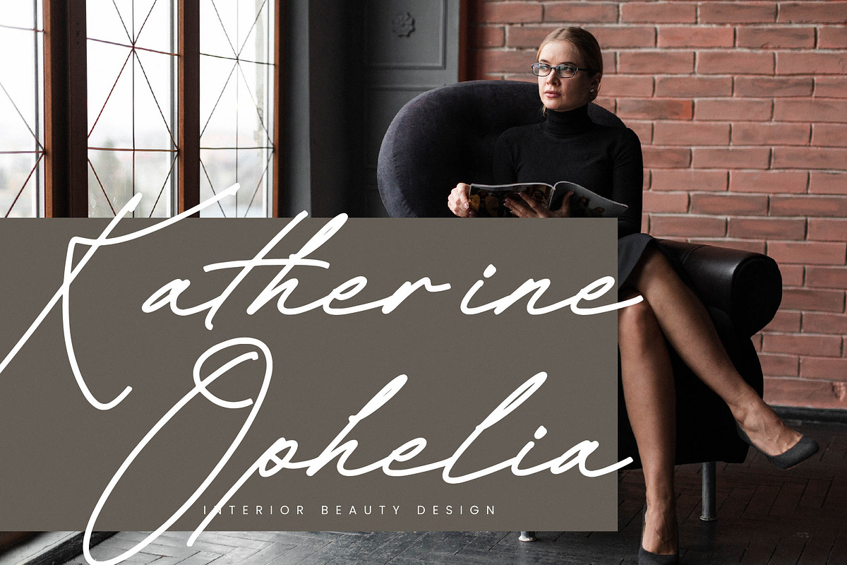 Rullian Vicotas, a Script Font by Integritype Studio (Photo 2 of 15)