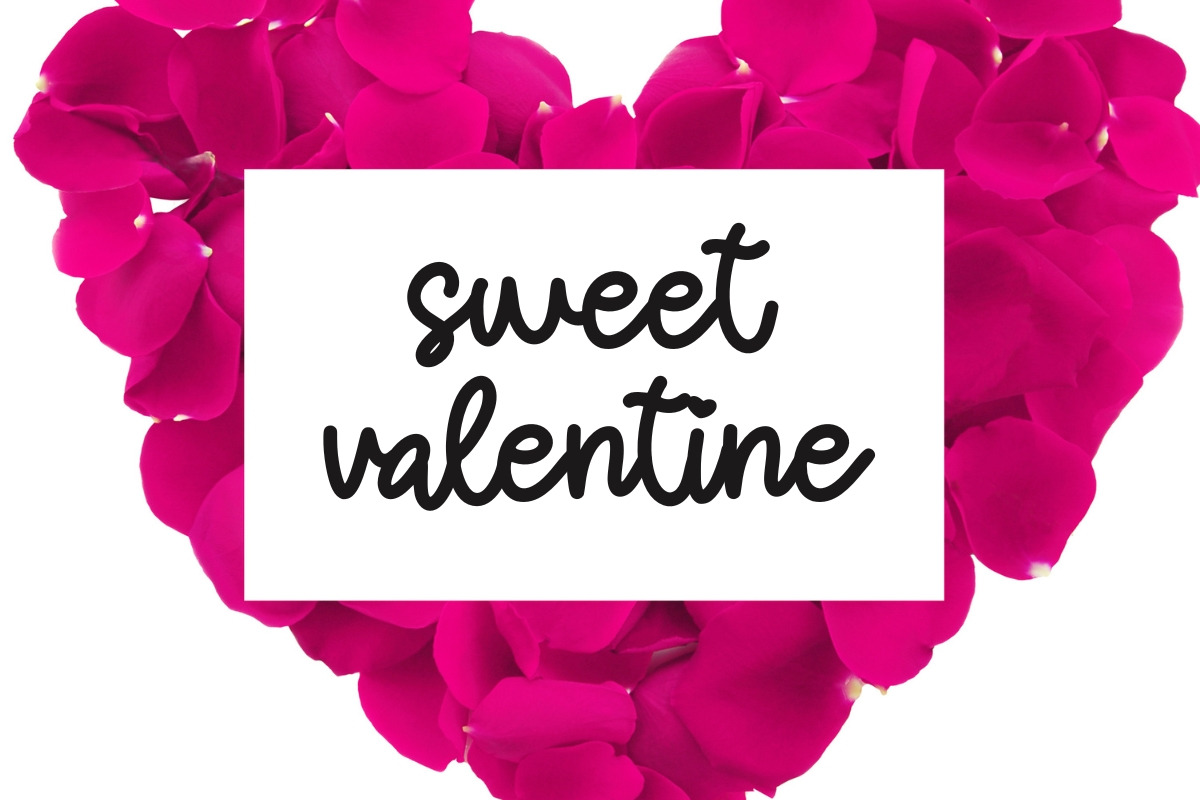 Peachy Romance - Cute Lovely Script, a Script Font by SaktiAvellin (Photo 6 of 8)