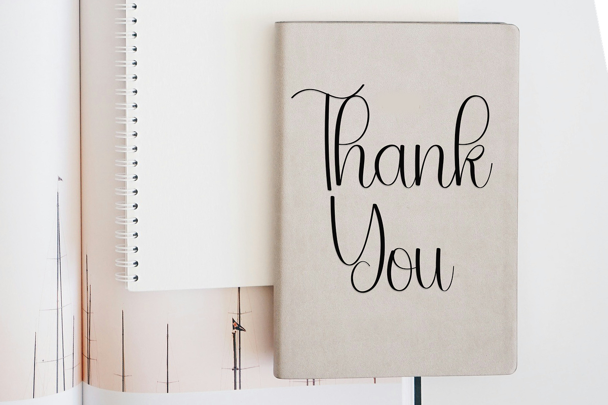 Justifies Christmas, a Handwritten Font by FreshTypeINK (Photo 7 of 8)