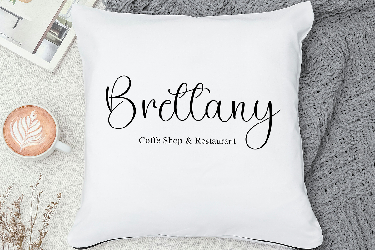 Santanight, a Handwritten Font by FreshTypeINK (Photo 7 of 8)
