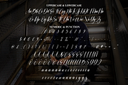 Streetwear | Script Font, a Handwritten Font by Scratchones (Thumbnail 7 of 9)