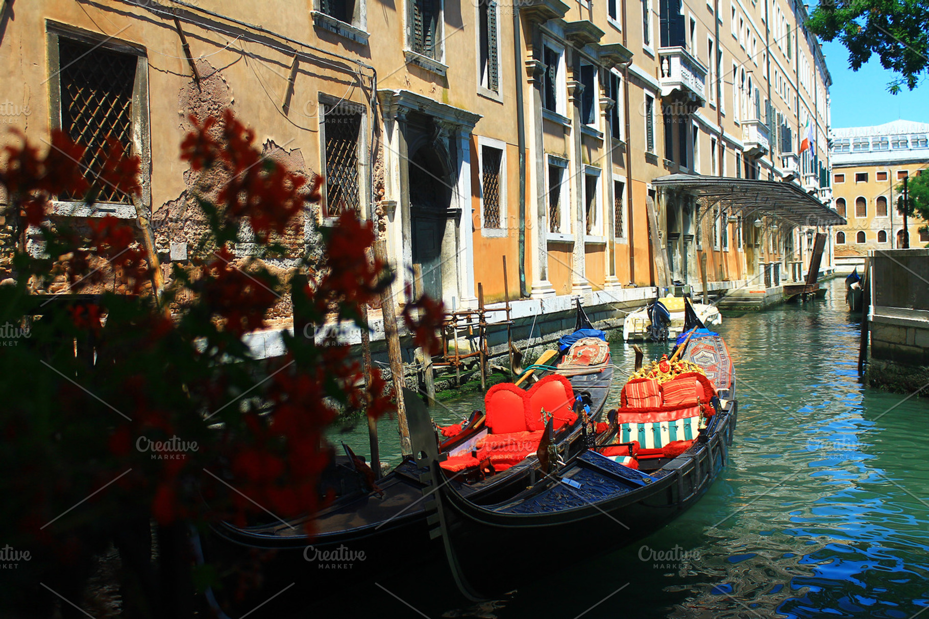 Veniceitaly containing venice, traditional, and boat, a Holiday Photo by VIBE Collective