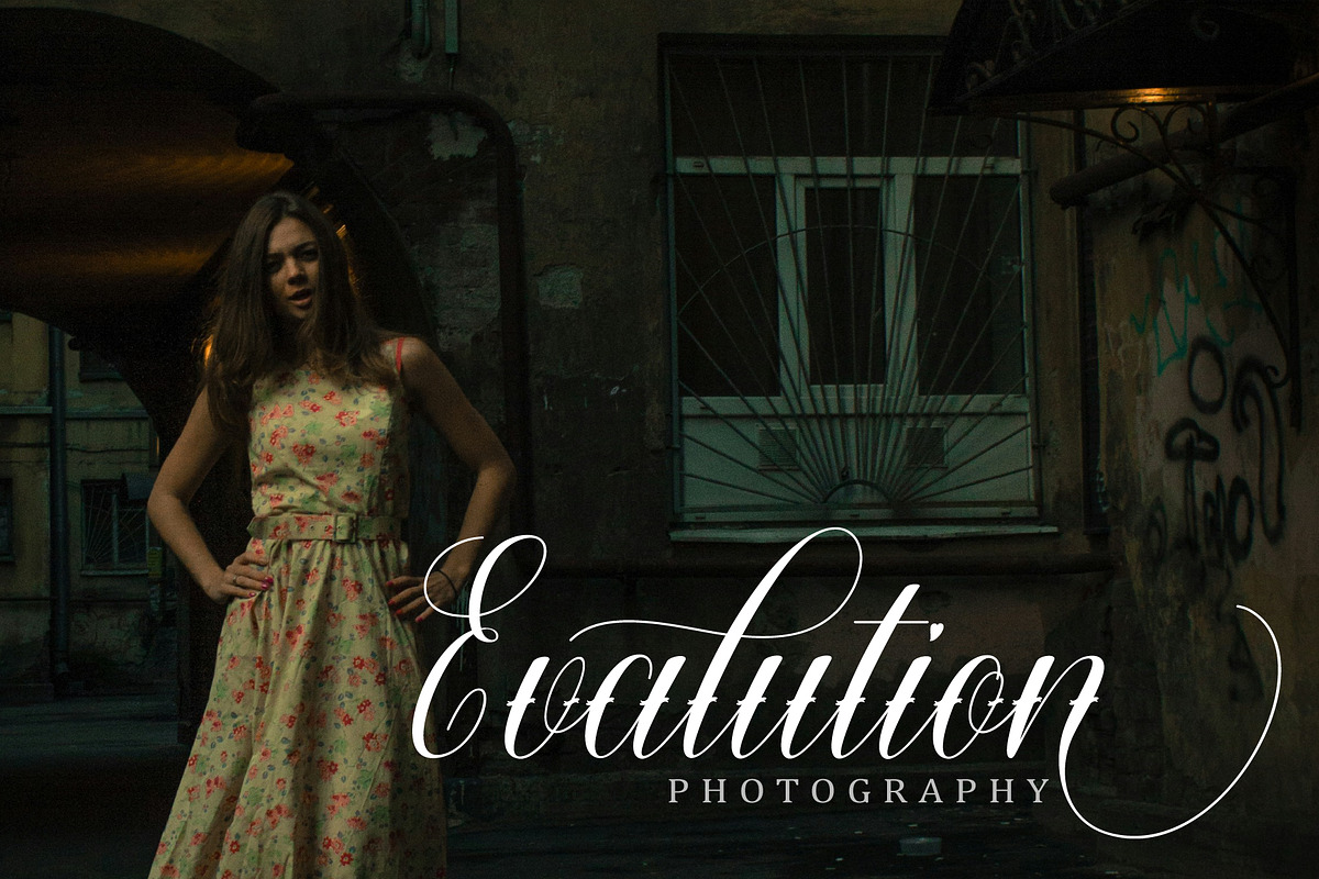 Warton, a Script Font by Reza Studio (Photo 7 of 13)