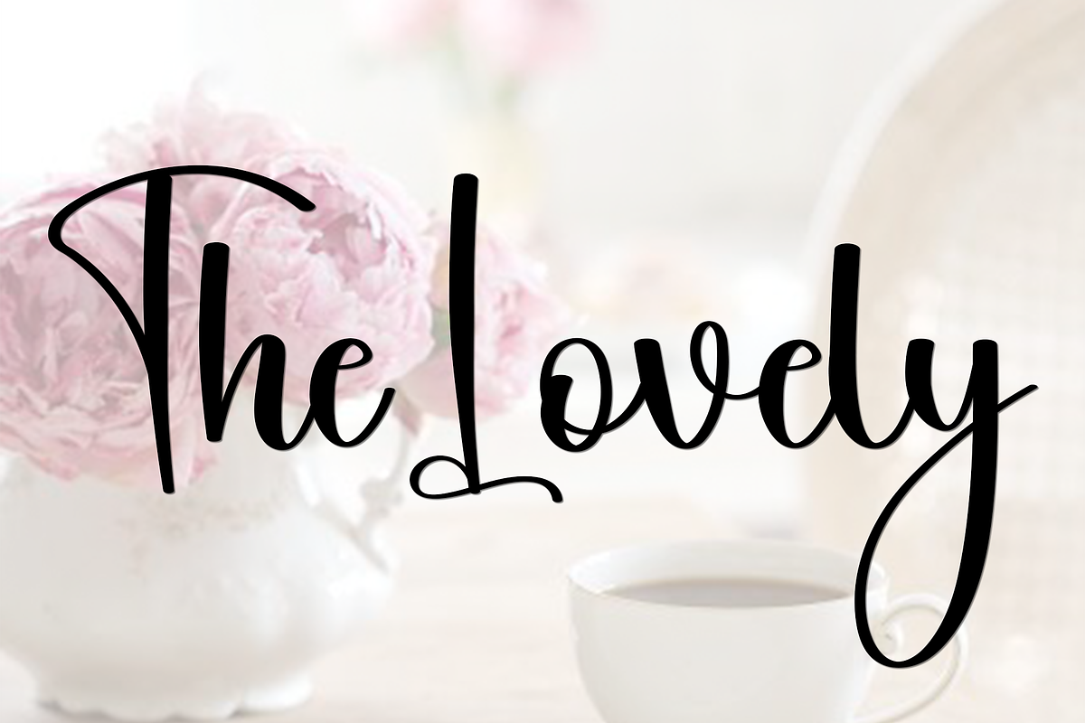 Designer Graduation, a Handwritten Font by FreshTypeINK (Photo 4 of 8)