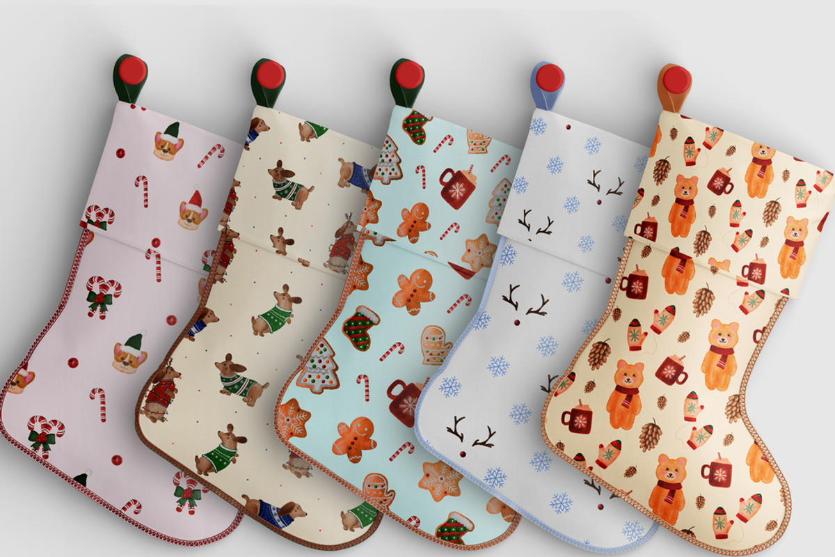 Christmas seamless patterns set, a Pattern Graphic by Dreamline Desings (Photo 10 of 10)