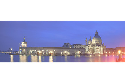 Illuminated Punta della Dogana and, an Architecture Photo by tilialucida