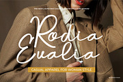 Della Morgan || Handwritten Font, a Handwritten Font by Idea Studio (Thumbnail 4 of 5)