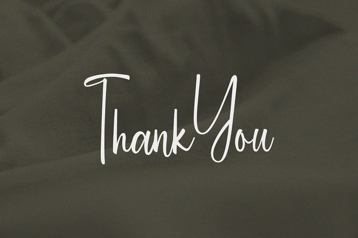 Berllies – Elegant Handwritten Font, a Handwritten Font by BrandSemut (Photo 11 of 11)