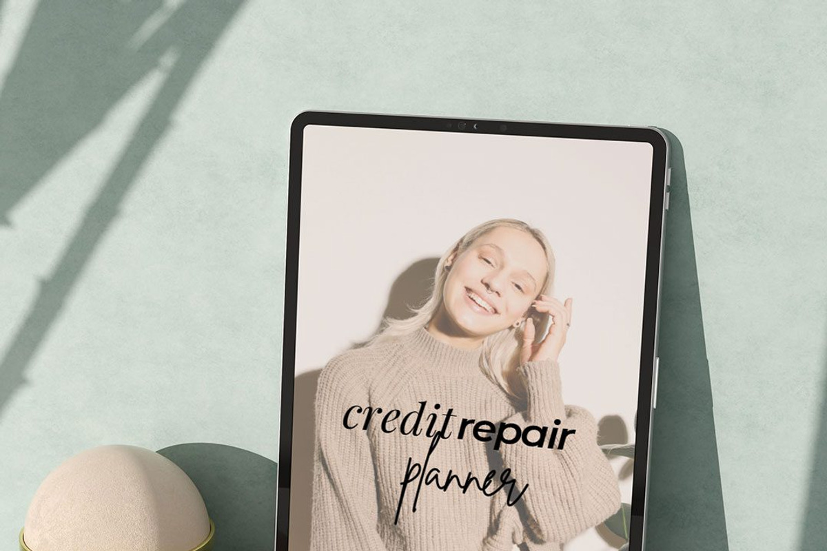 PLR/MRR Credit Repair Planner, a Print Template by Brand Your Biz Co. (Photo 1 of 7)