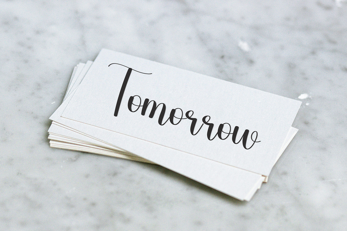 Deadline, a Handwritten Font by FreshTypeINK (Photo 4 of 8)