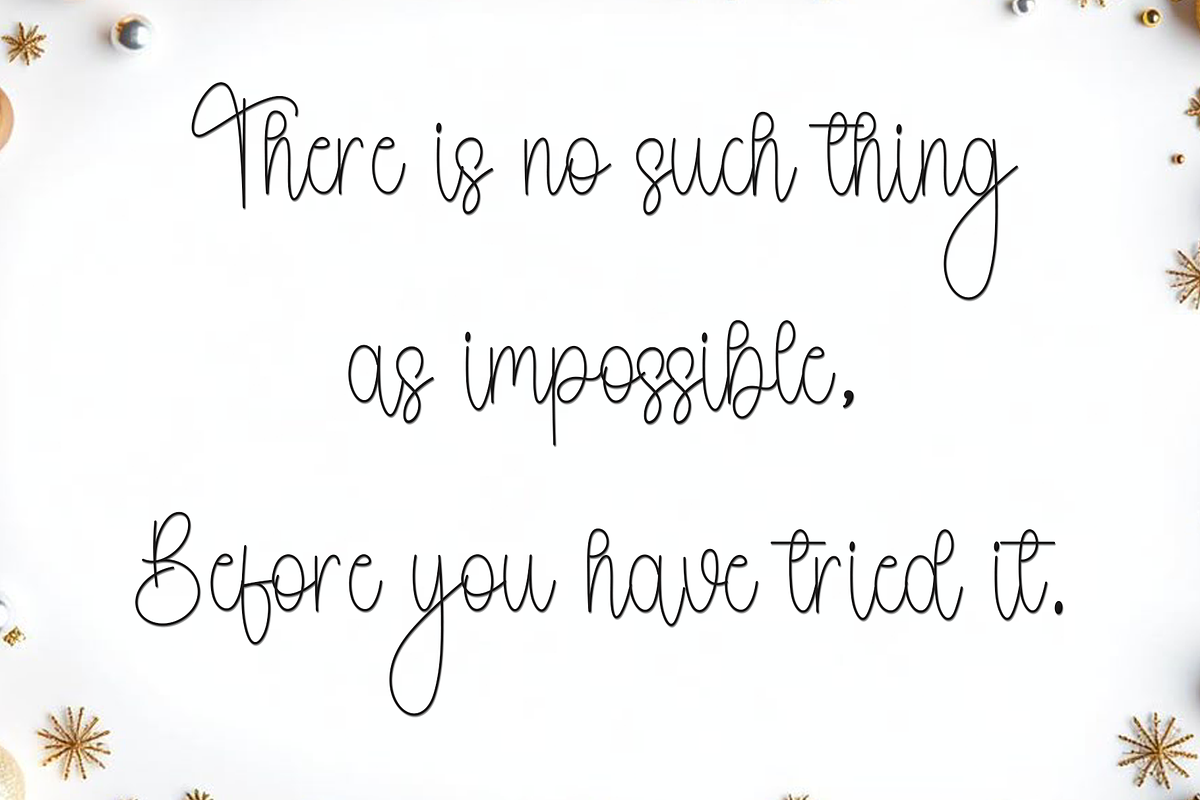 Holly, a Handwritten Font by InermediaSTUDIO (Photo 8 of 8)