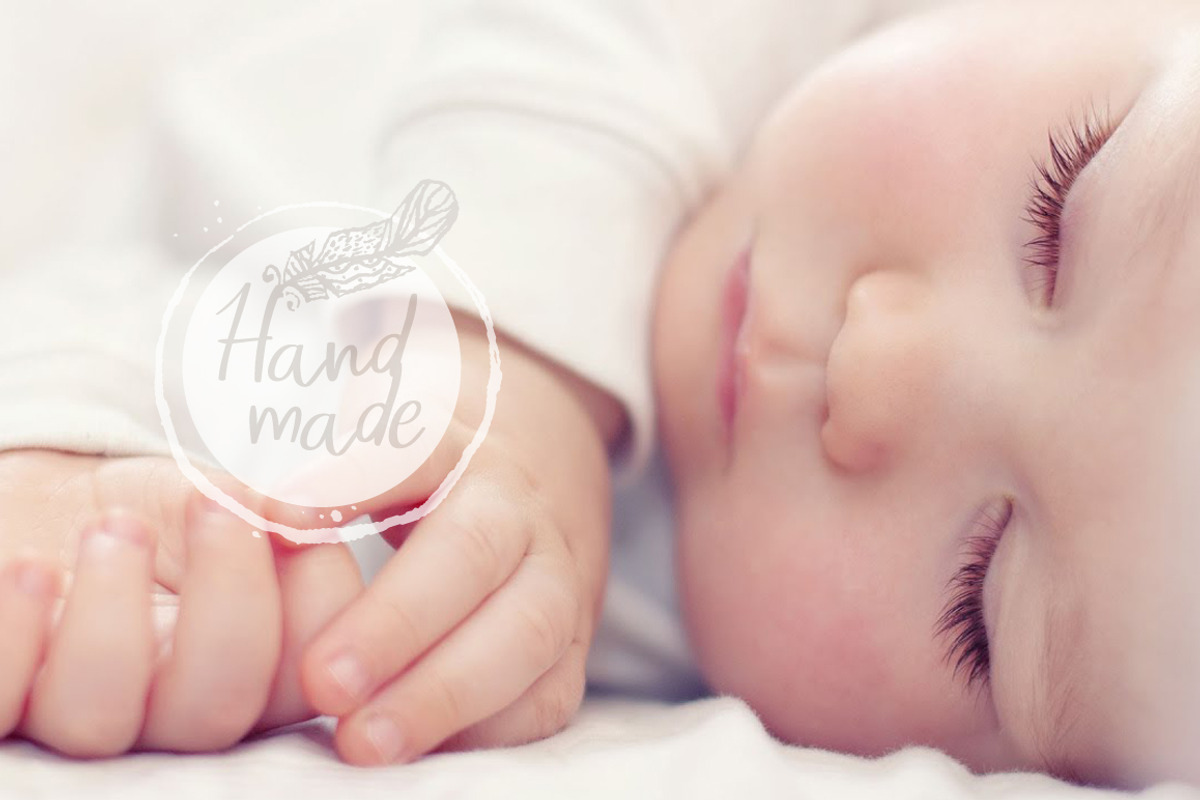 LoveRepublic/font+logo templates, a Script Font by Oldy (Photo 4 of 9)