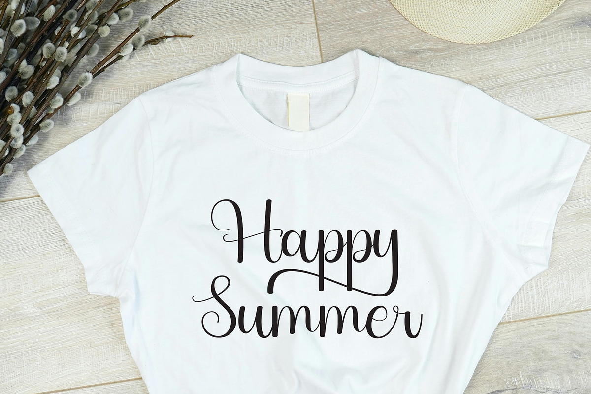 Monogram, a Handwritten Font by InermediaSTUDIO (Photo 5 of 8)