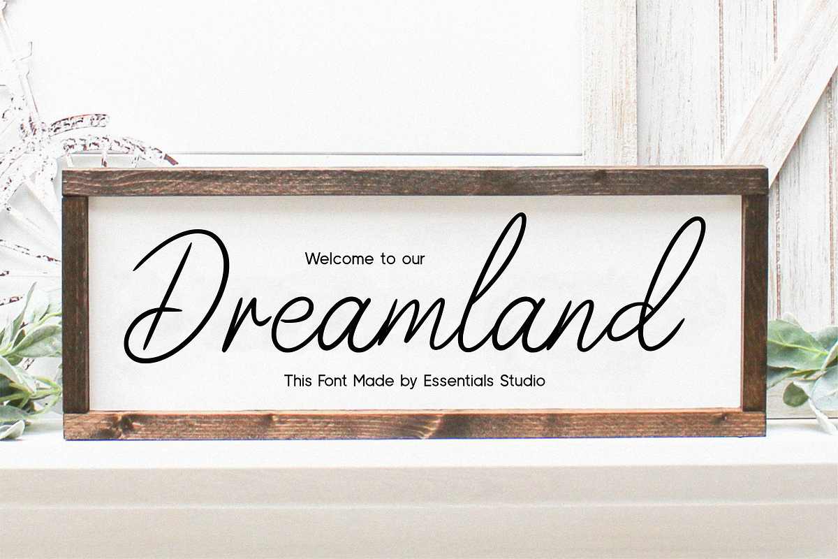 Lauris Manies Amaline - Duo Font, a Script Font by Essentials Studio (Photo 2 of 9)
