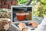 10 Mockups MacBook (pics+PSD), an iPhone Mockup by tydla (Thumbnail 5 of 12)