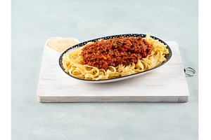 Tagliatelle with vegan tomato, a Food & Drink Photo by Lifemorning