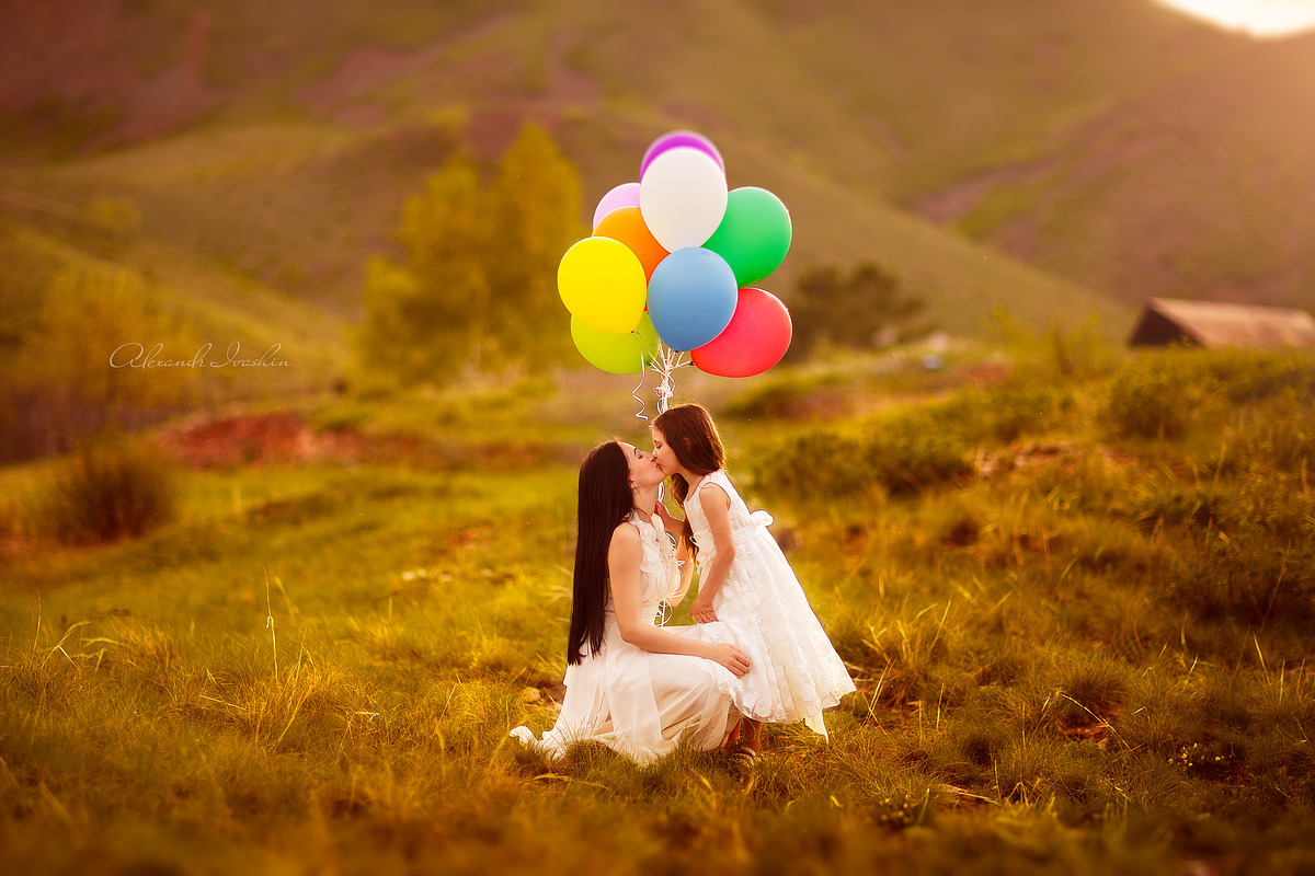 150 Pro Lightroom Preset Bundle, an Action Add-On by Alexandrulucian (Photo 4 of 7)