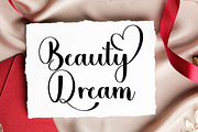 Daisy, a Handwritten Font by InermediaSTUDIO (Thumbnail 6 of 8)