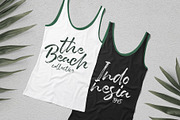Sveglia, a Script Font by Wacaksara Co. (Thumbnail 4 of 14)