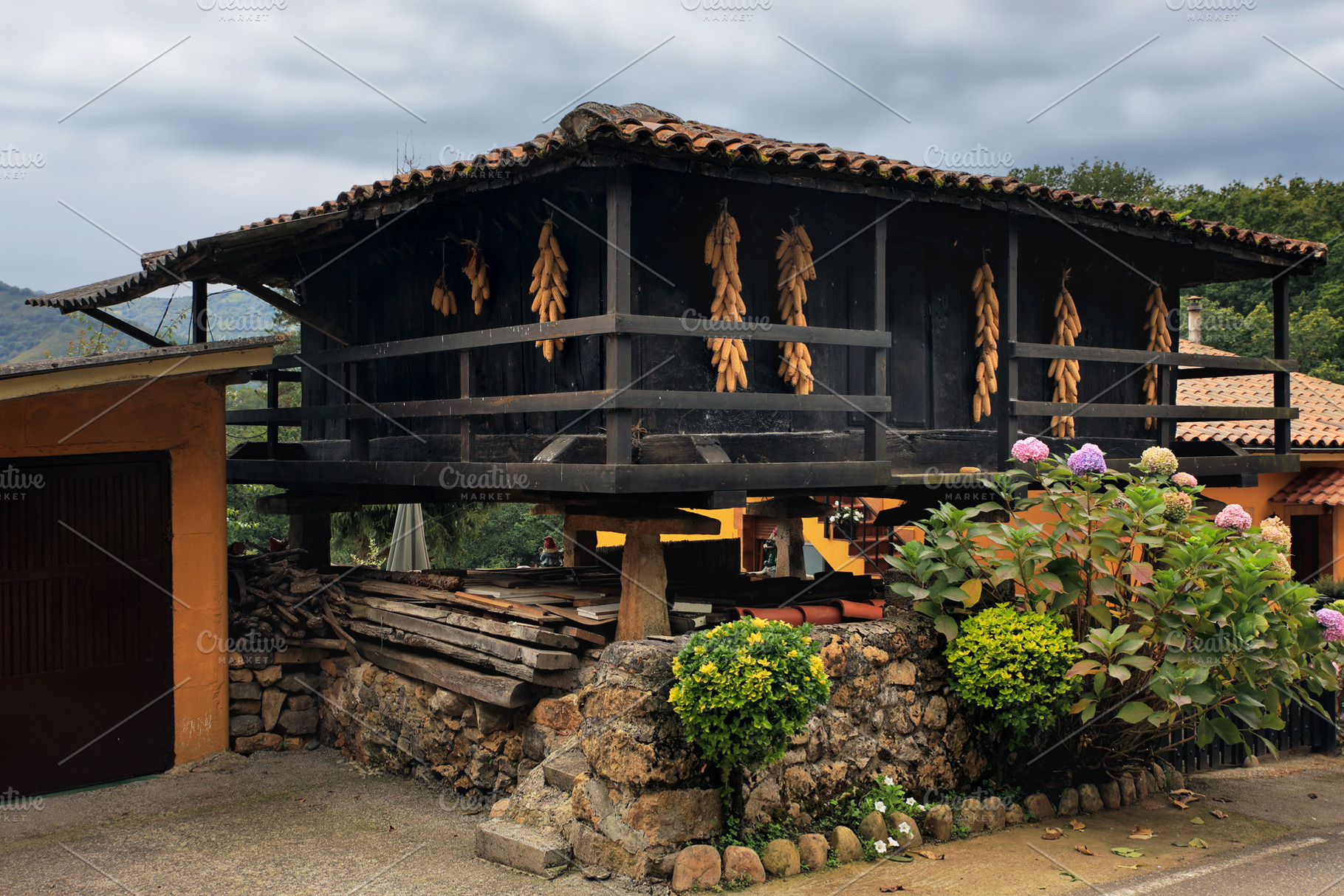 Traditional Asturian granary with ha, an Architecture Photo by Perpis