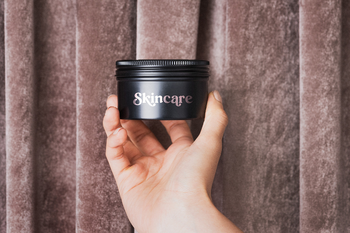 Richard Samuels Modern Serif Font, a Serif Font by Storytype Studio (Photo 10 of 15)