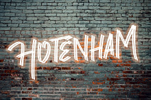 HOTENHAM - Dual Brush Display Font