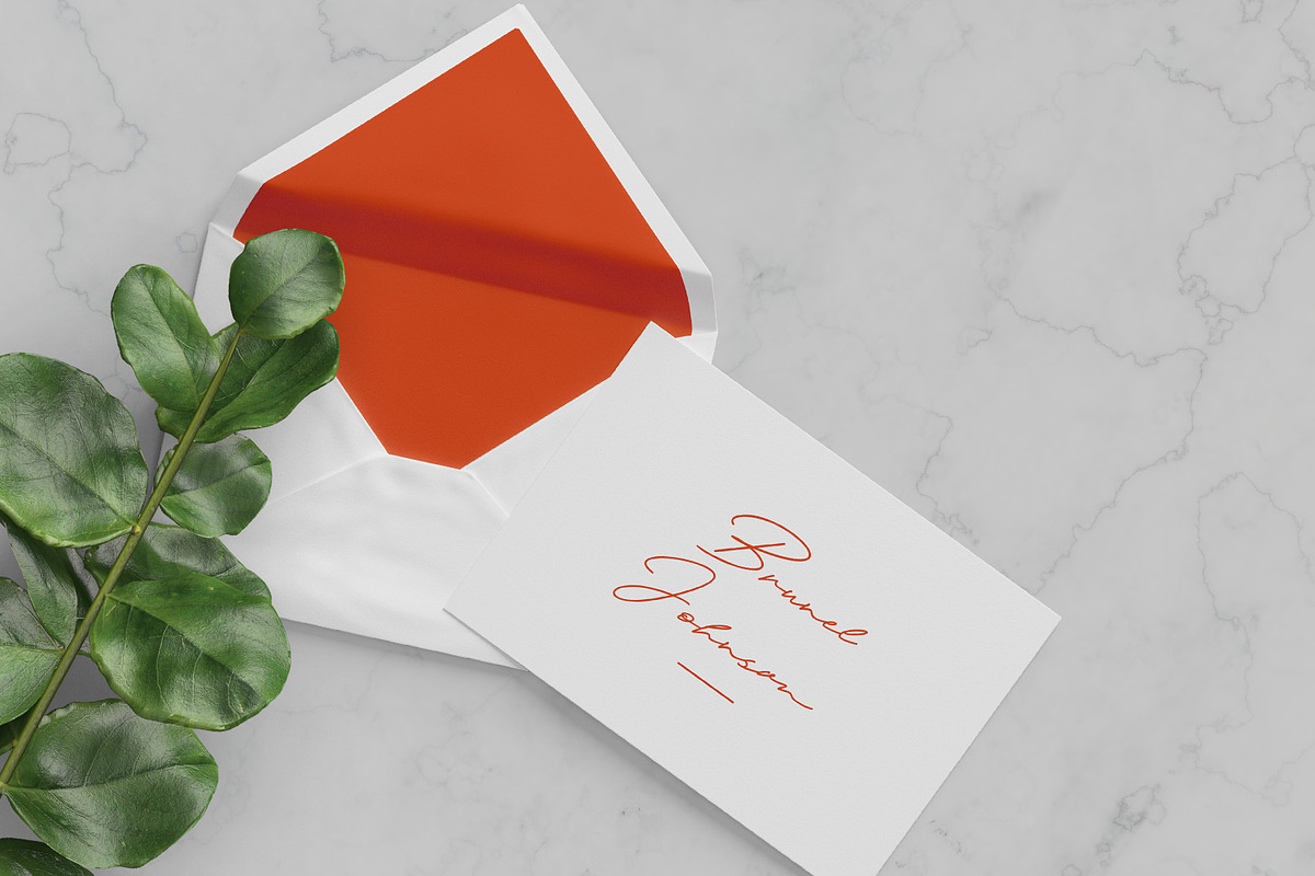 Henriette - Signature Script Font preview 3