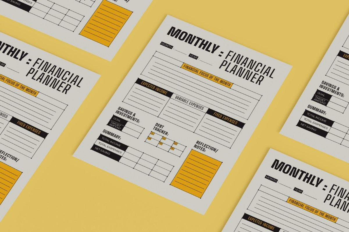 Monthly Financial Planner preview 3