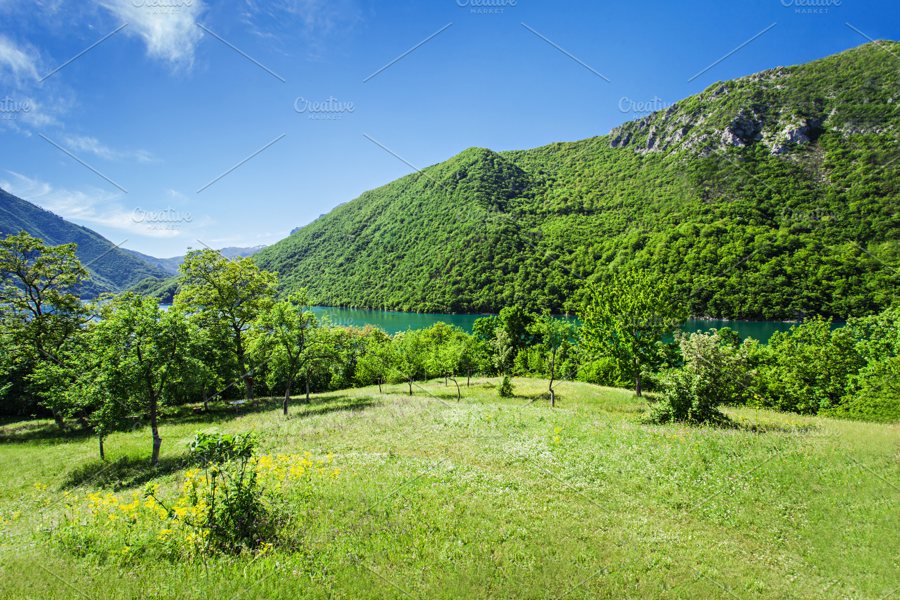 Mountains and sky, a Photo by saiko3p
