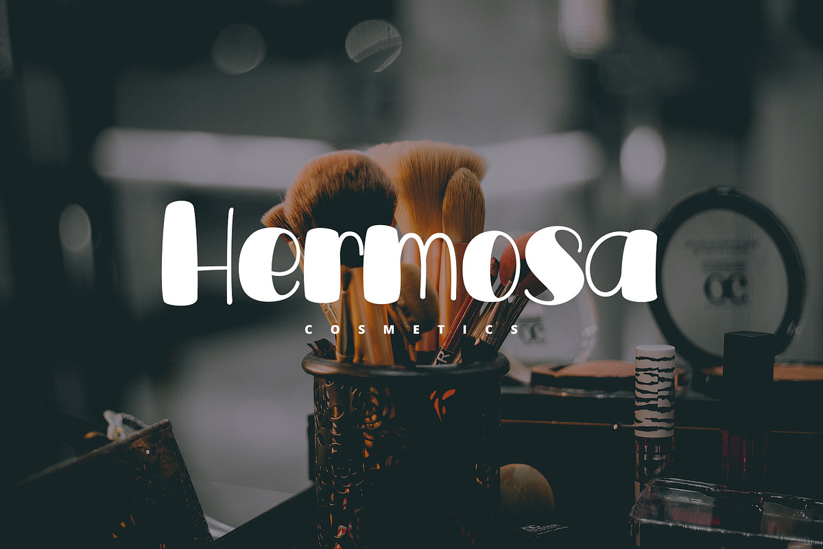 DeLumary Font preview 5