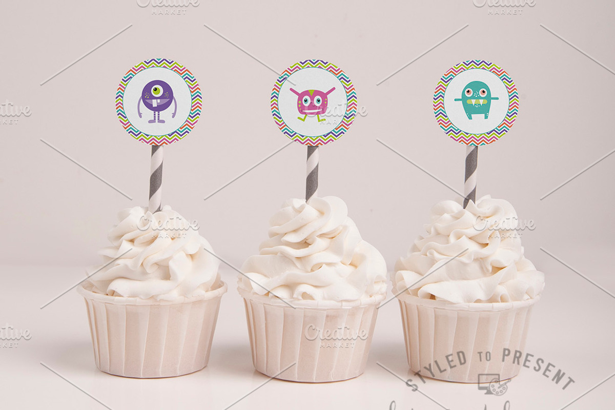 Cupcake Mock-ups: perfect for ETSY, a Cups & Container Mockup by Snark Heart (Photo 3 of 4)