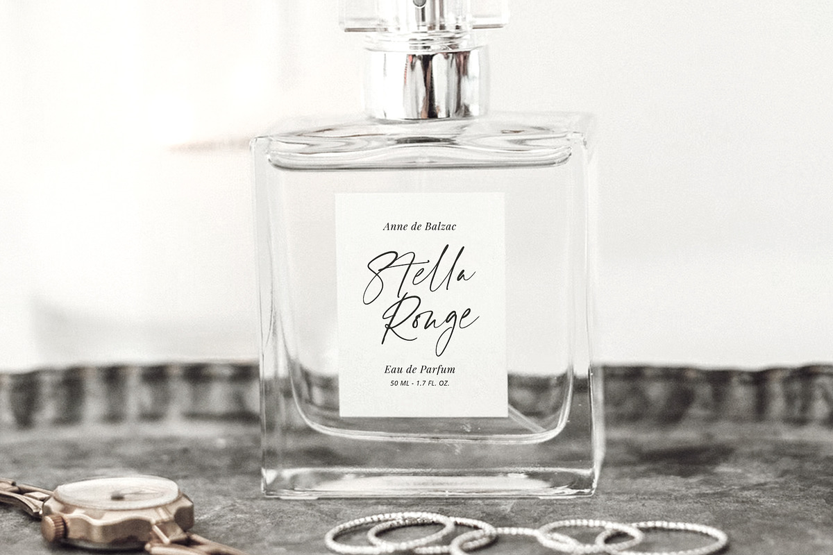 Indie Beauty Chic Handlettered Font, a Script Font by Pink Coffie (Photo 10 of 30)