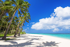Beauty beach, a Photo by saiko3p