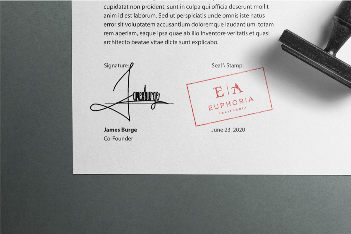 Handitype - Signature Style Font preview 8