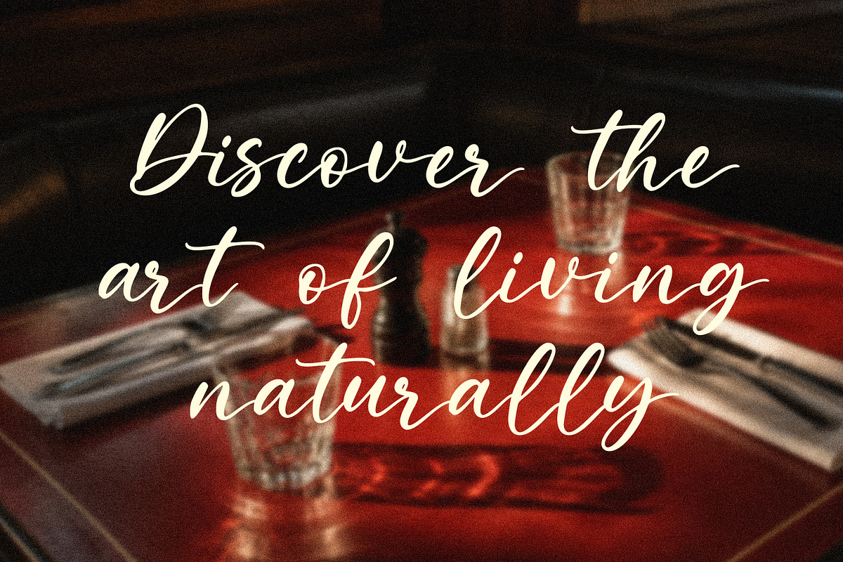 Bellorie | Modern Handwritten Font, a Handwritten Font by Typoraith Co (Photo 4 of 11)