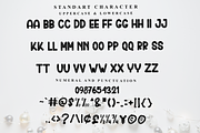 December Christmas, a Handwritten Font by InermediaSTUDIO (Thumbnail 6 of 8)