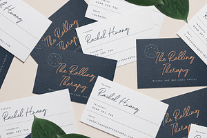 Little Ophelia Handwritten Font