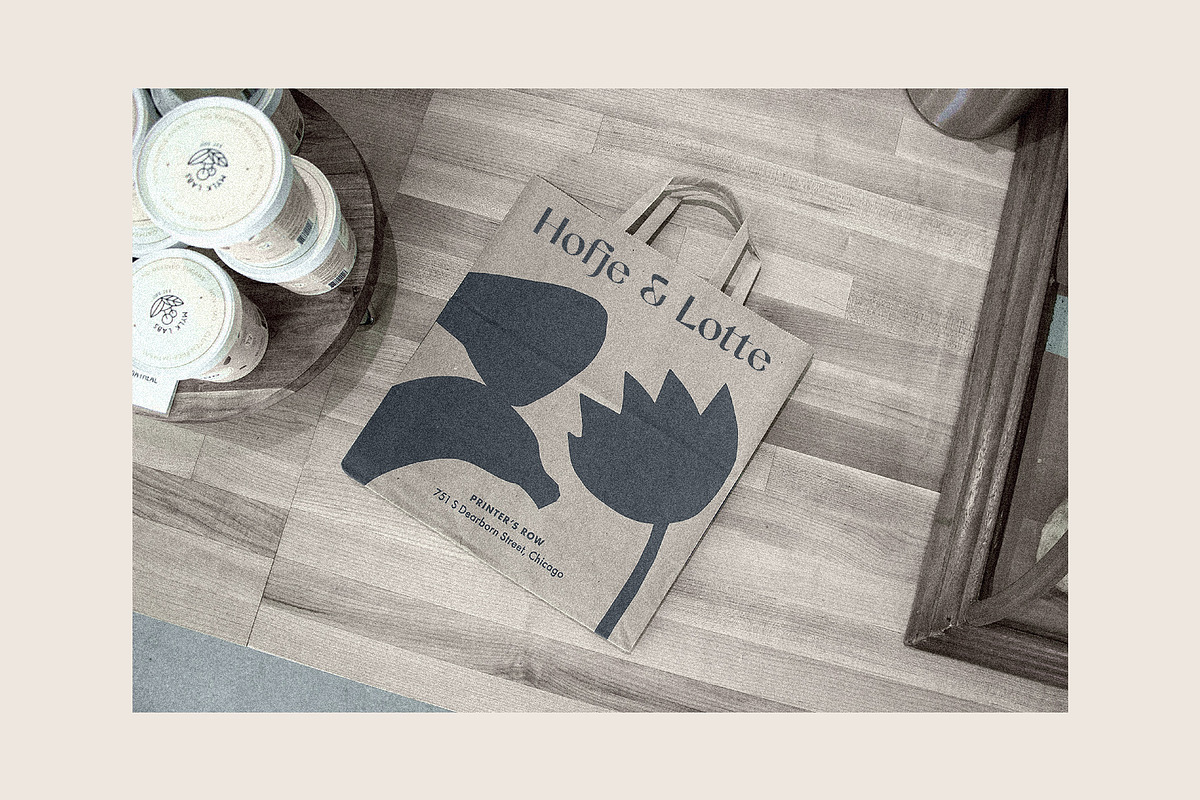 Skylight – Display Sans-Serif Font, a Sans Serif Font by Studio Aurora (Photo 8 of 9)