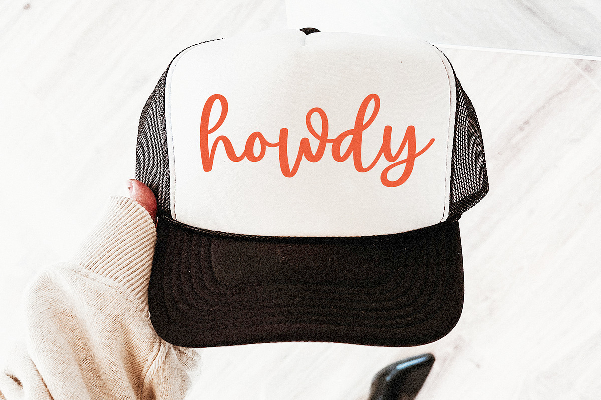 Homebody | Handwritten Script Font, a Script Font by KA Designs (Photo 3 of 14)